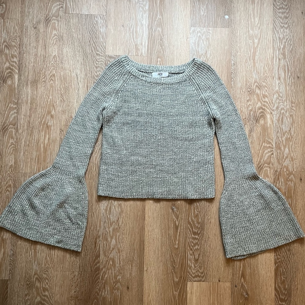 Jack by BB Dakota Sweater with flare sleeves